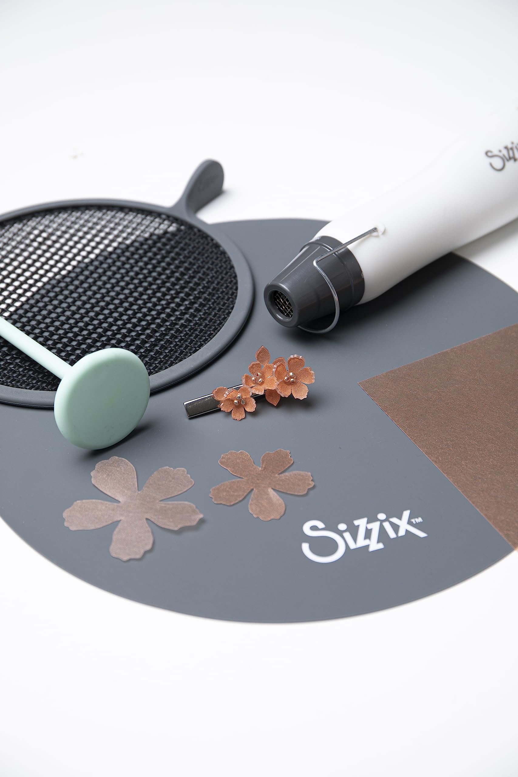 Sizzix Rose Gold Metallic Shrink Plastic | 8 Sheets | Jewellery Making, Gift Tags, Pendants, Keyrings, Home Décor & More - Image 5