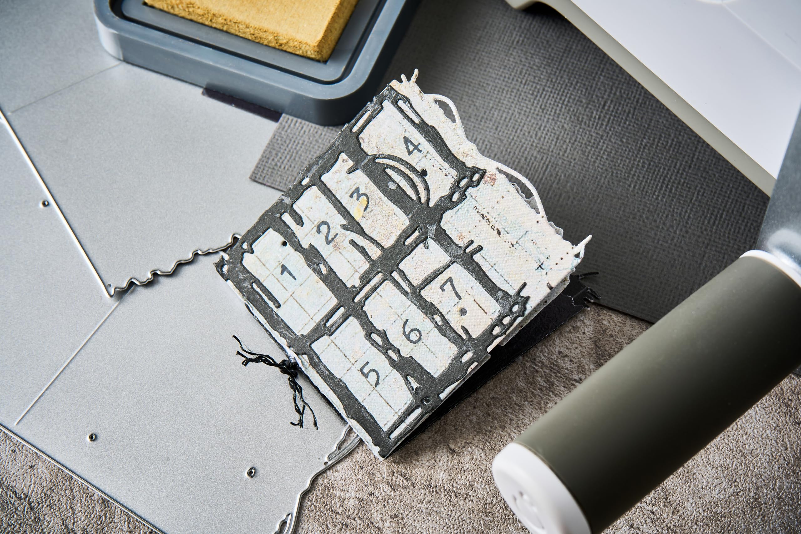 Sizzix Thinlits Die Set, Mini Page Duo by Seth Apter, 2 Cutting Dies - Image 5